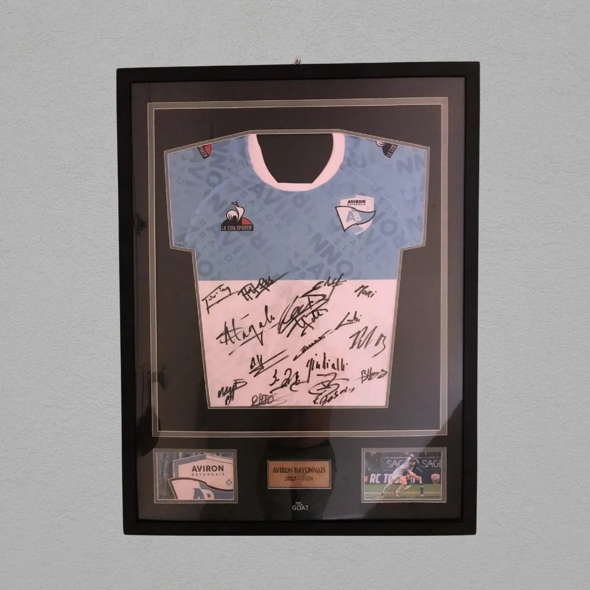 Cadre maillot rugby signé